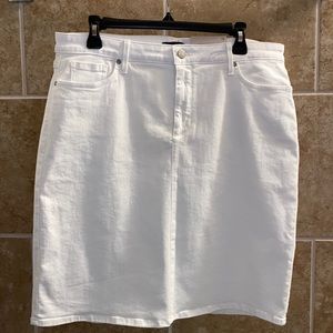 NYDJ white jean skirt,size 12